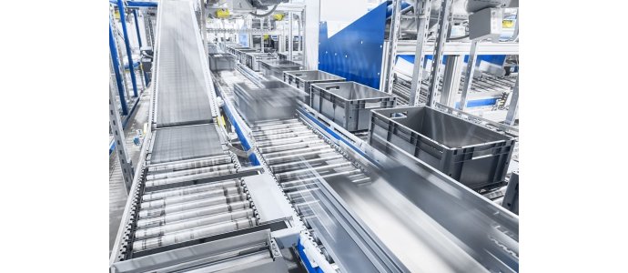 Wyzwania i rozwiązania związane z transportem ciężkich lub nieporęcznych materiałów za pomocą rolek i taśmociągów